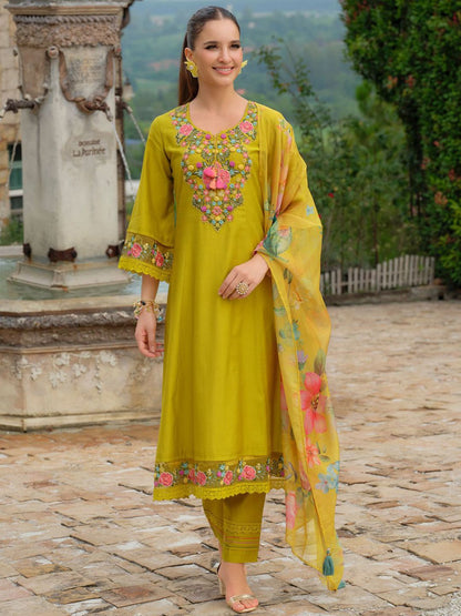 Women Embroidered Kurta with Trousers & Dupatta