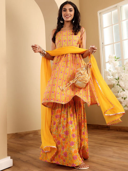 Dhiyona HOP Women Floral Printed Kurta with Sharara & Dupatta