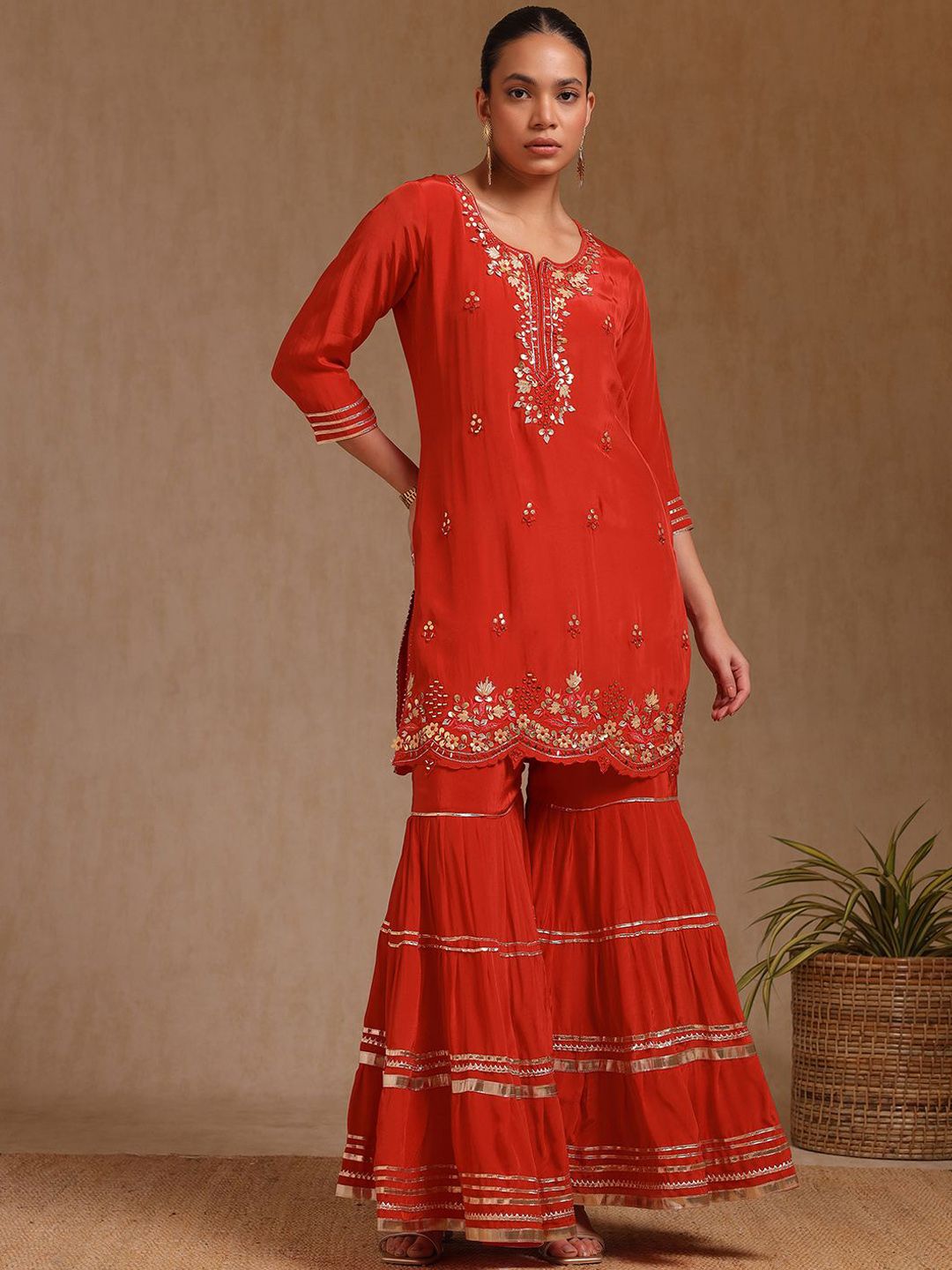 Dhiyona SO Women's Women Floral Regular Mirror Work Silk Crepe Kurta with Sharara & With Dupatta
