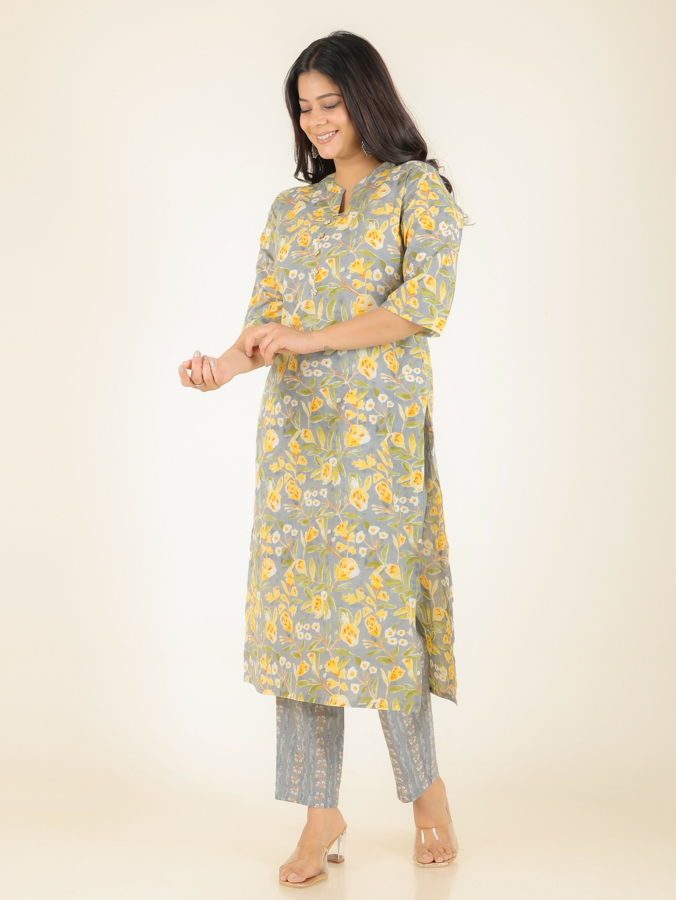 Women's Straight Soft Cotton Floral Print Women's Kurta - Grey