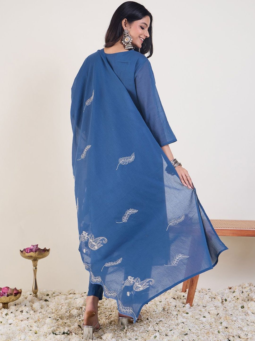 Ethnic Motifs Embroidered Thread Work Pure Cotton Kurta With Trousers & Dupatta