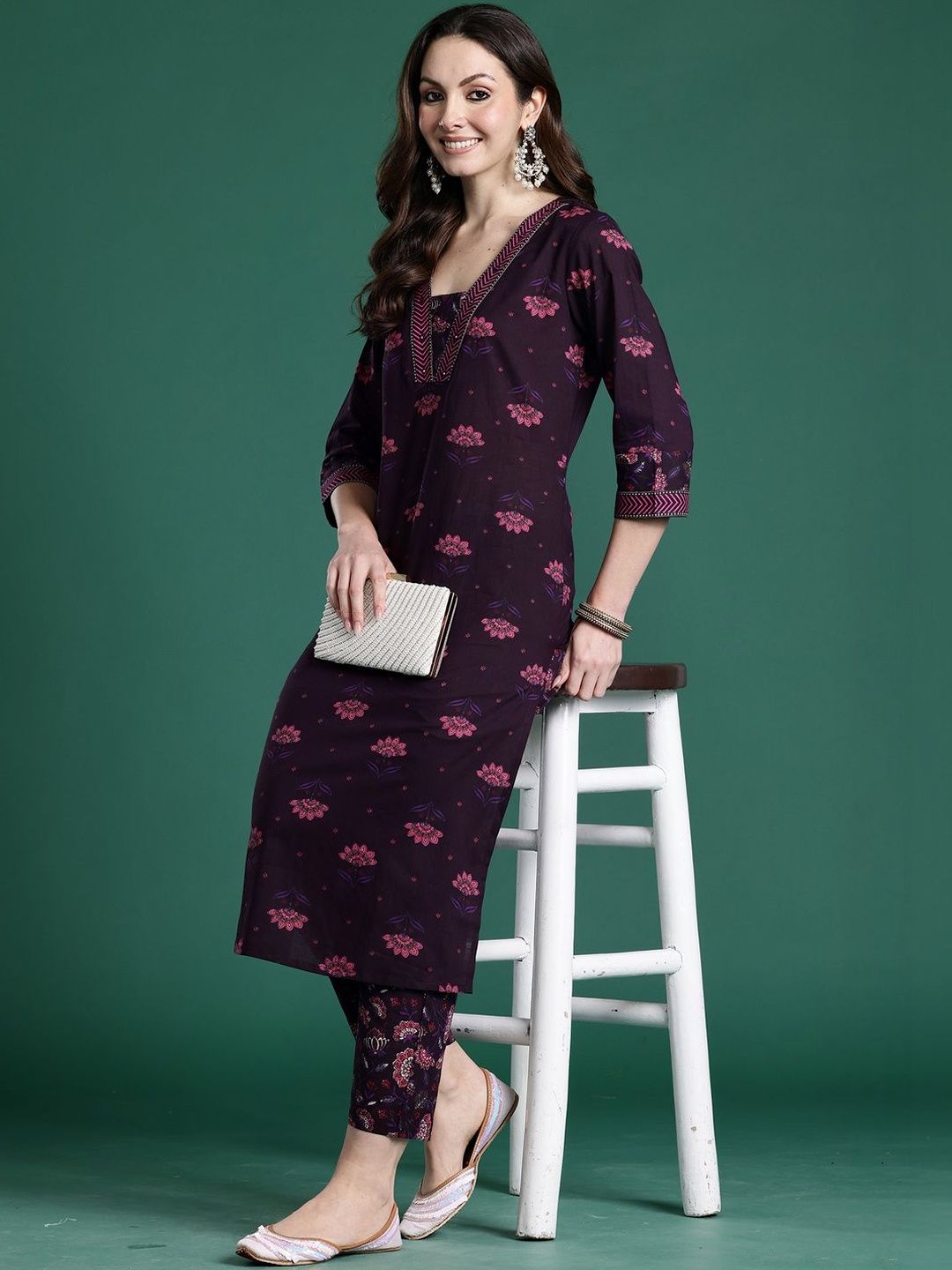 Women Floral Printed Regular Thread Work Pure Cotton Kurta with Trousers