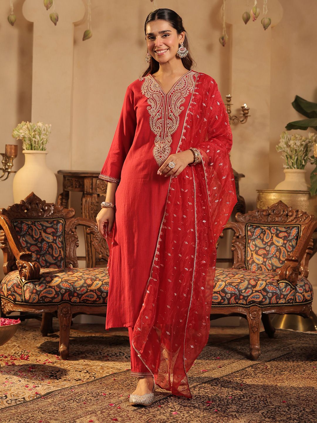 Women Paisley Embroidered Regular Kurta & Trouser With Dupatta