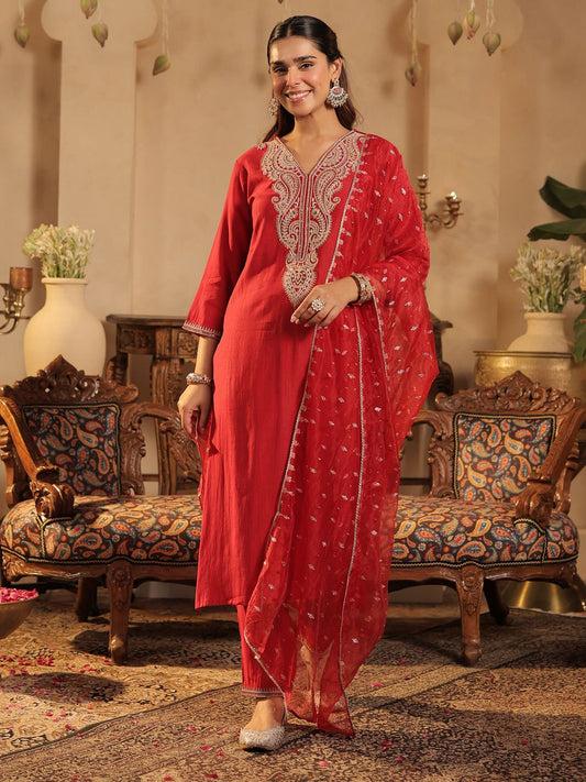 Women Paisley Embroidered Regular Kurta & Trouser With Dupatta