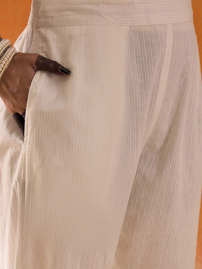 Dhiyona IE Ethnic Motifs Embroidered Straight Kurta
