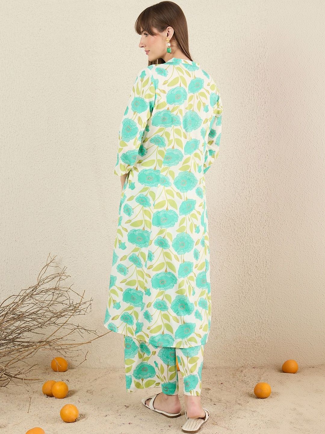 Women Floral Printed Regular Kurta with Palazzos