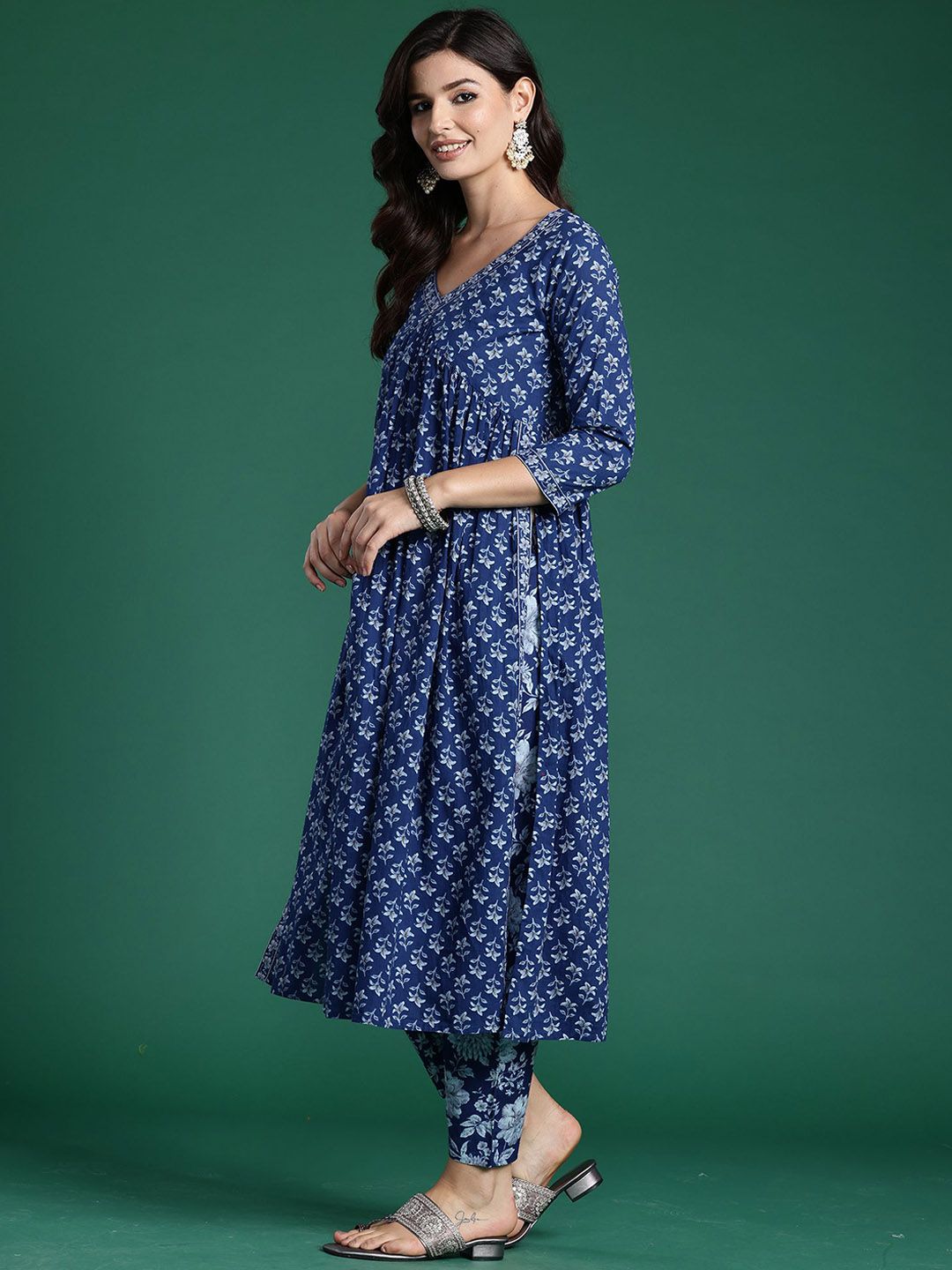 Dhiyona IE Printed V-Neck Pure Cotton A-Line Tunic With Trouser