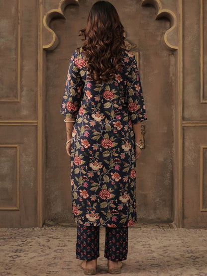 Women Floral Printed Kurta with Trousers & Dupatta