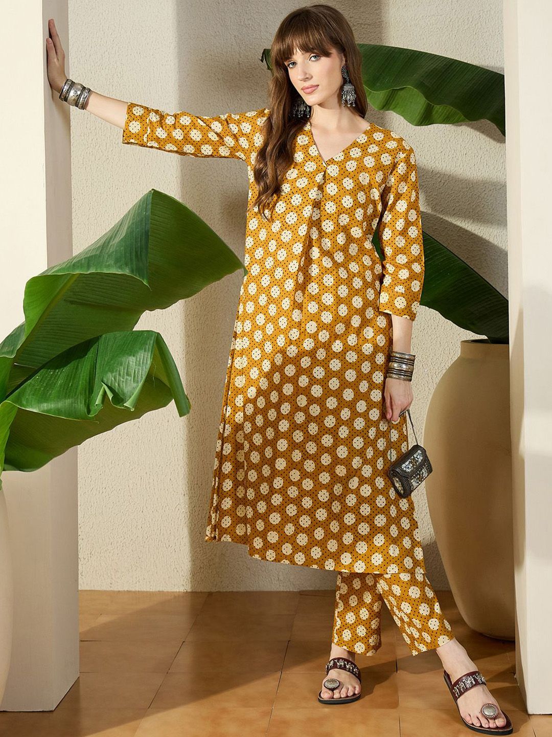 Dhiyona IE Geometric Printed Pure Cotton V-Neck Top With Trousers Co-Ords