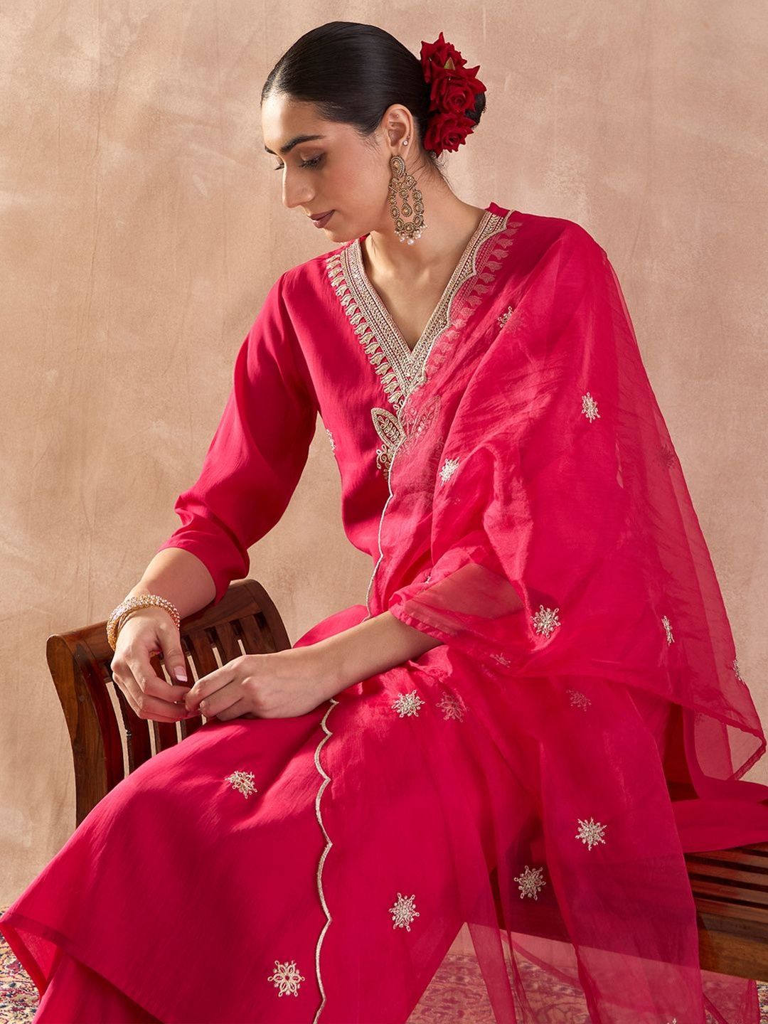 Ethnic Motifs Embroidered V-Neck Thread Work Kurta With Trousers & Dupatta