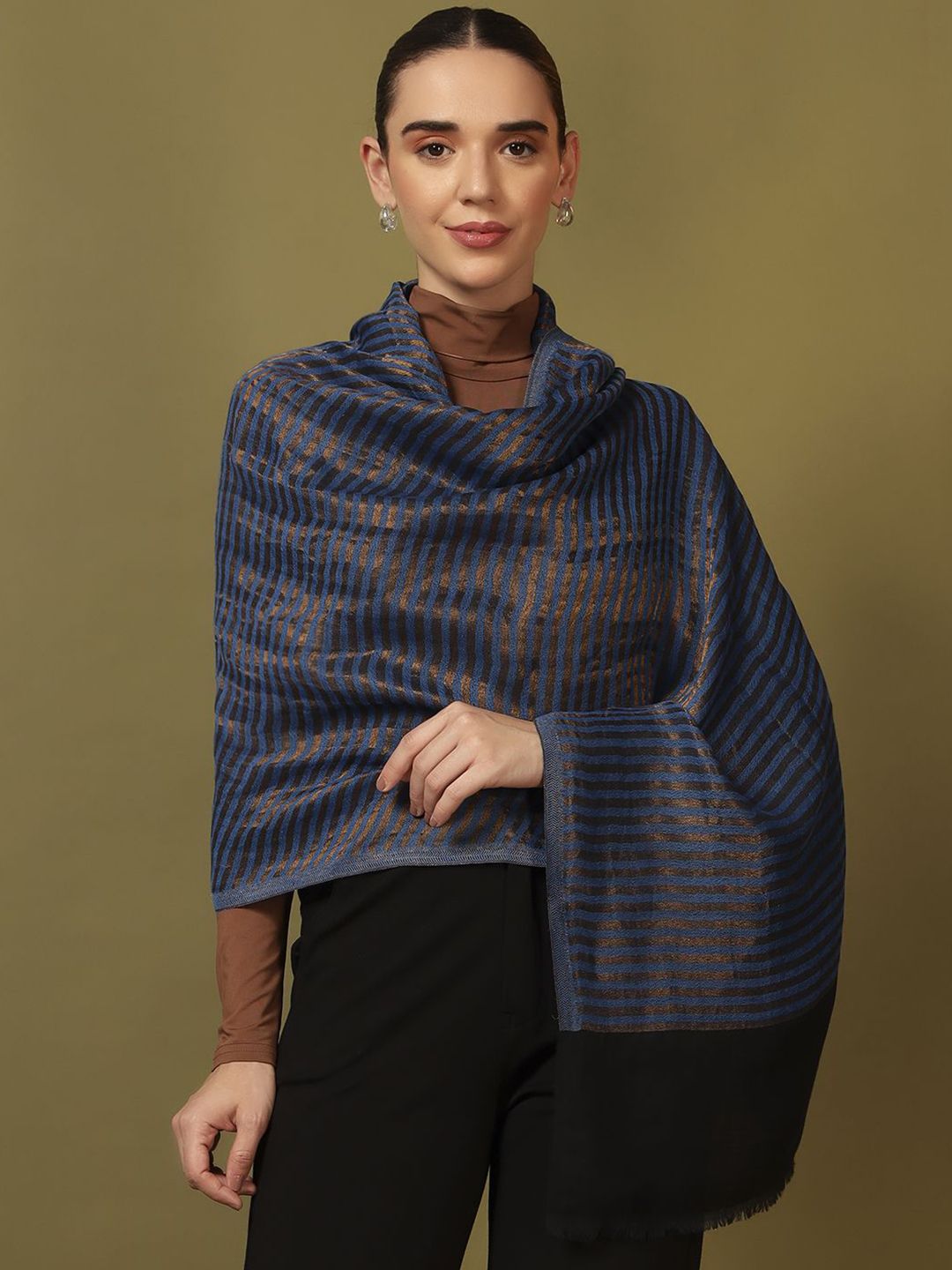 Dhiyona PA Zargul Striped Woven Design Zari Reversible Woolen Shawl