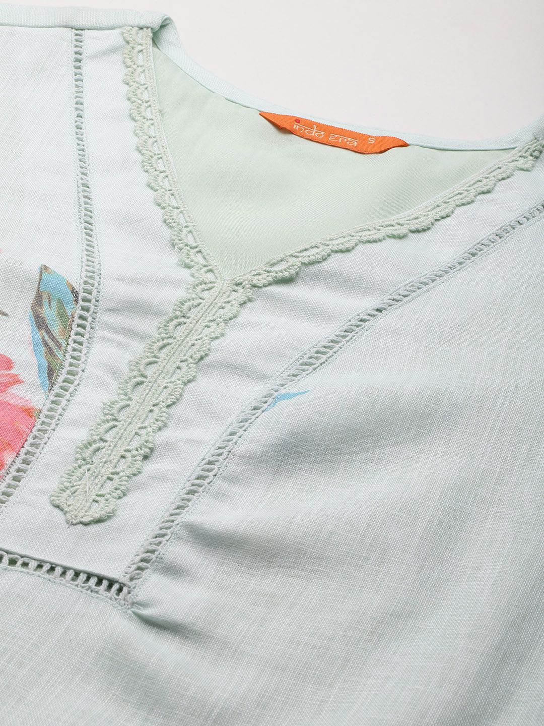 Floral Printed Linen Kurta With Trousers & Dupatta