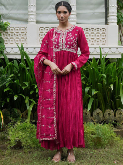 Women Floral Embroidered Pleated Kurta with Trousers & With Dupatta
