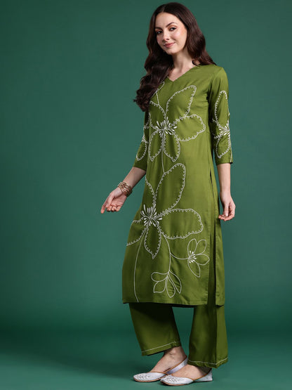 Dhiyona IE Women Floral Embroidered Thread Work Kurta with Palazzos