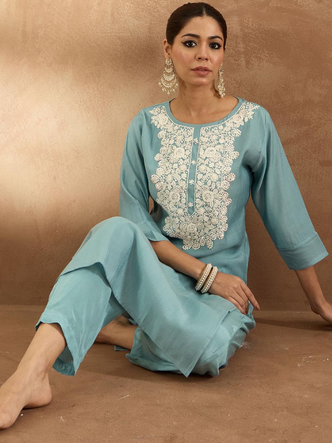 Dhiyona IE Women Ethnic Motifs Embroidered Regular Thread Work Kurta with Trousers