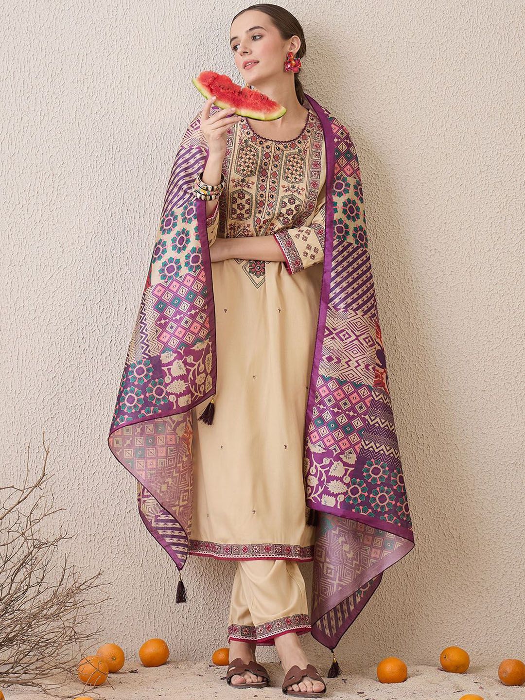 Floral Embroidered Round Neck Sequinned Straight Kurta With Trousers & Dupatta