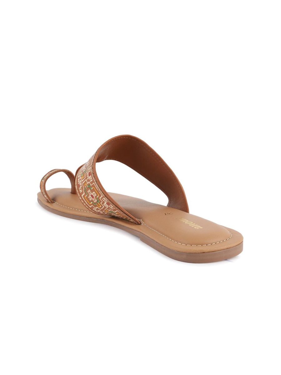 Dhiyona AK Embellished One Toe Flats
