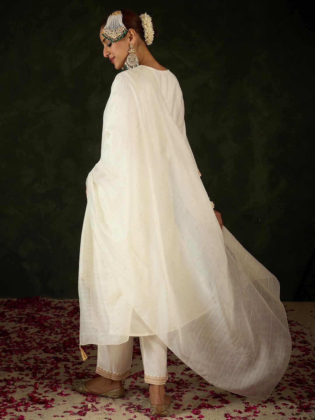 Dhiyona IE Women Ethnic Motifs Embroidered Regular Sequinned Kurta with Trousers & With Dupatta