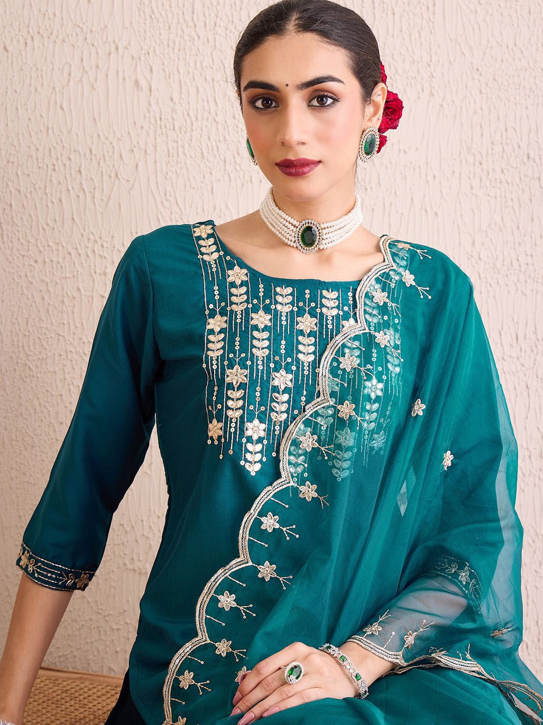 Dhiyona IE Women Floral Yoke Design Regular Gotta Patti Kurta with Trousers & With Dupatta
