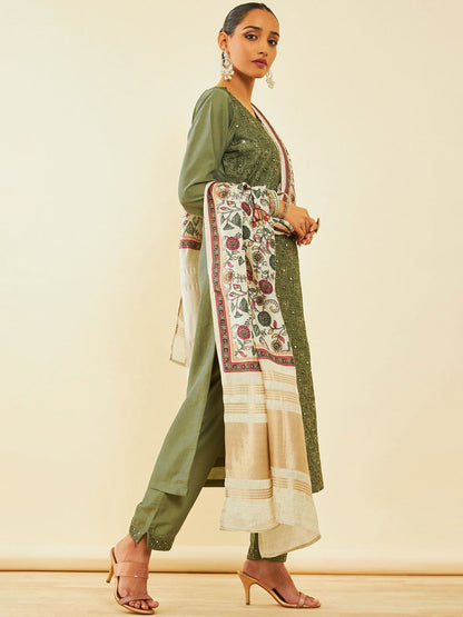 Dhiyona SO Women's Floral Embroidered Round Neck Three-Quarter Sleeves Zardozi Kurta Set