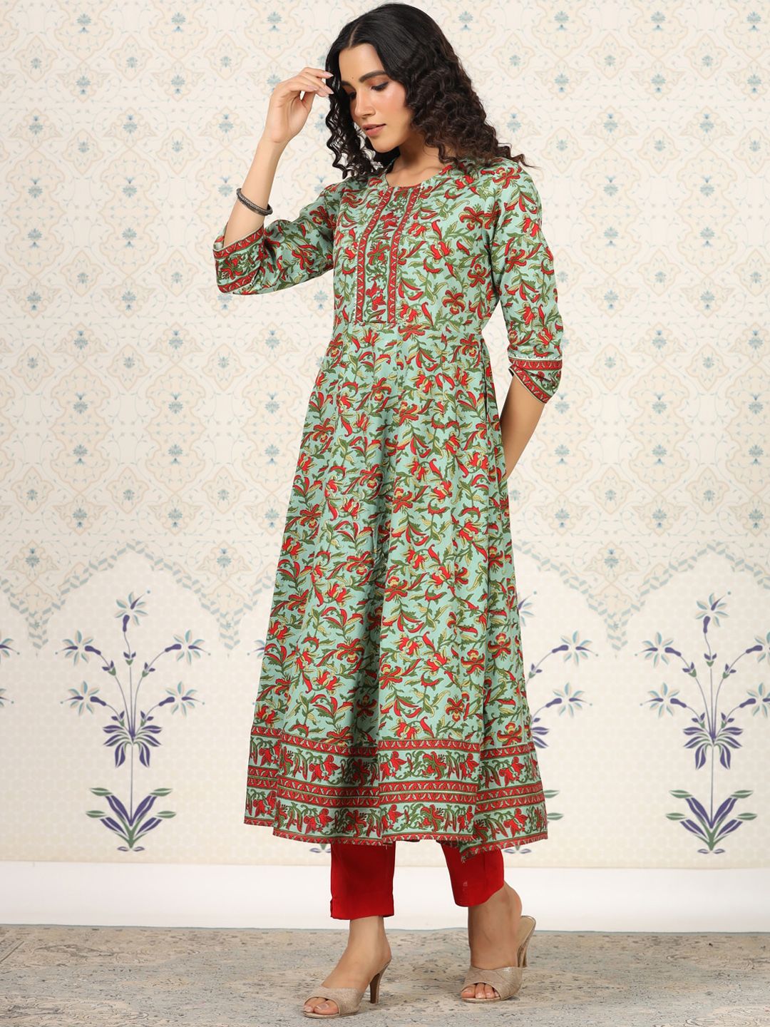 Dhiyona OD  Floral Printed Anarkali Kurta
