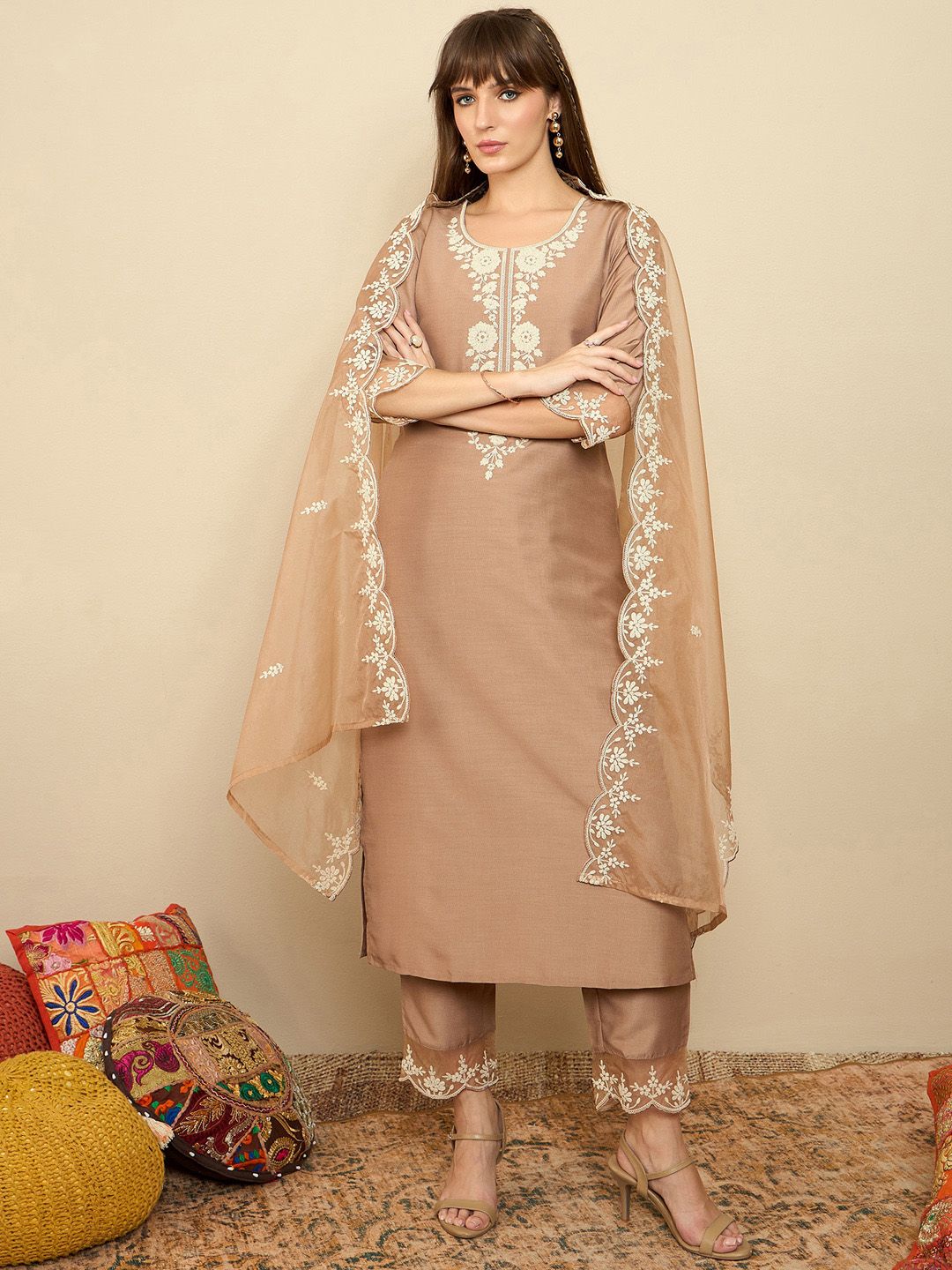 Dhiyona IE Floral Embroidered Thread Work Straight Kurta With Trousers & Dupatta