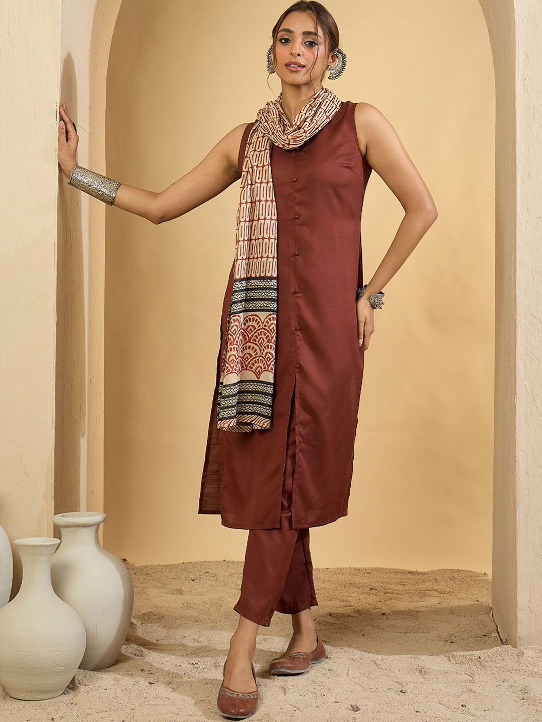 Dhiyona IE Women Regular Kurta with Trousers & Dupatta
