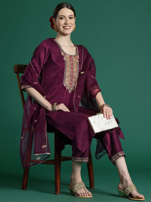 Dhiyona IE Women Ethnic Motifs Embroidered Regular Thread Work Kurta with Trousers & With Dupatta