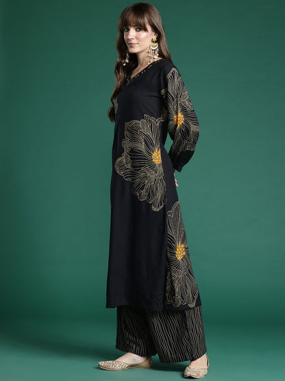 Floral Printed Regular Beads and Stones Kurta with Trousers