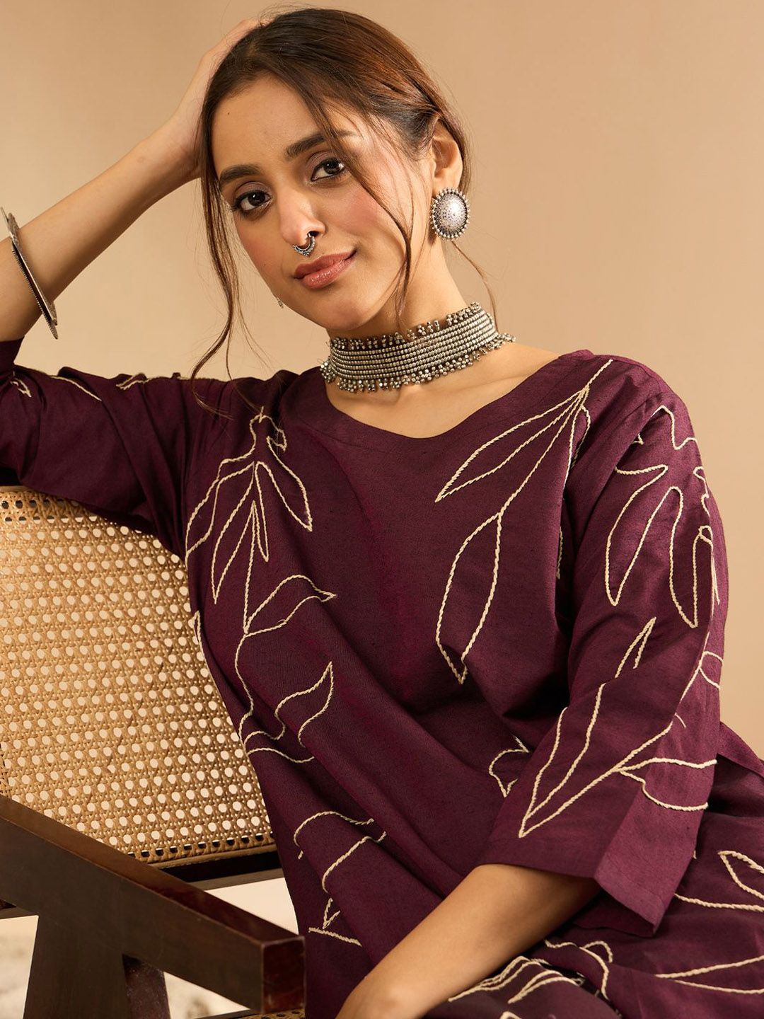 Dhiyona IE Women Floral Embroidered Regular Thread Work Pure Cotton Kurta with Trousers