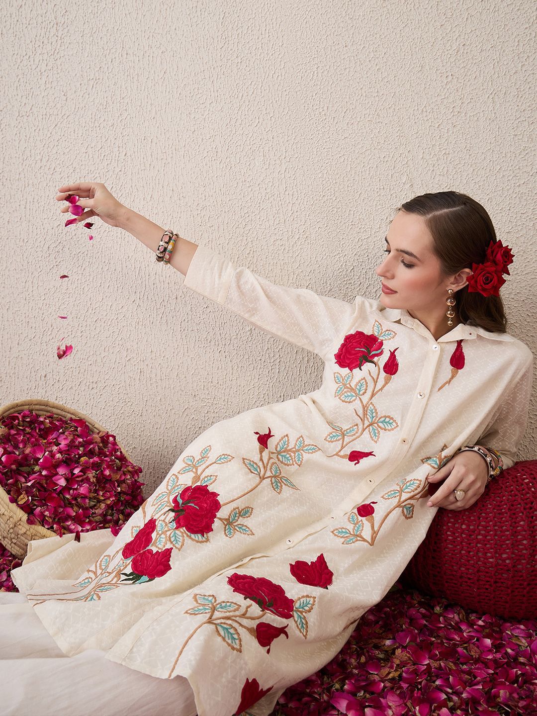 Dhiyona IE Floral Embroidered Shirt Collar Thread Work Pure Cotton A-Line Kurta With Trouser