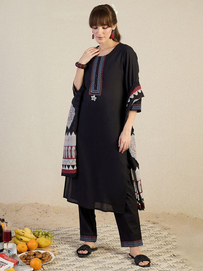 Women Yoke Design Embroidered Cotton Kurta with Trousers & Dupatta
