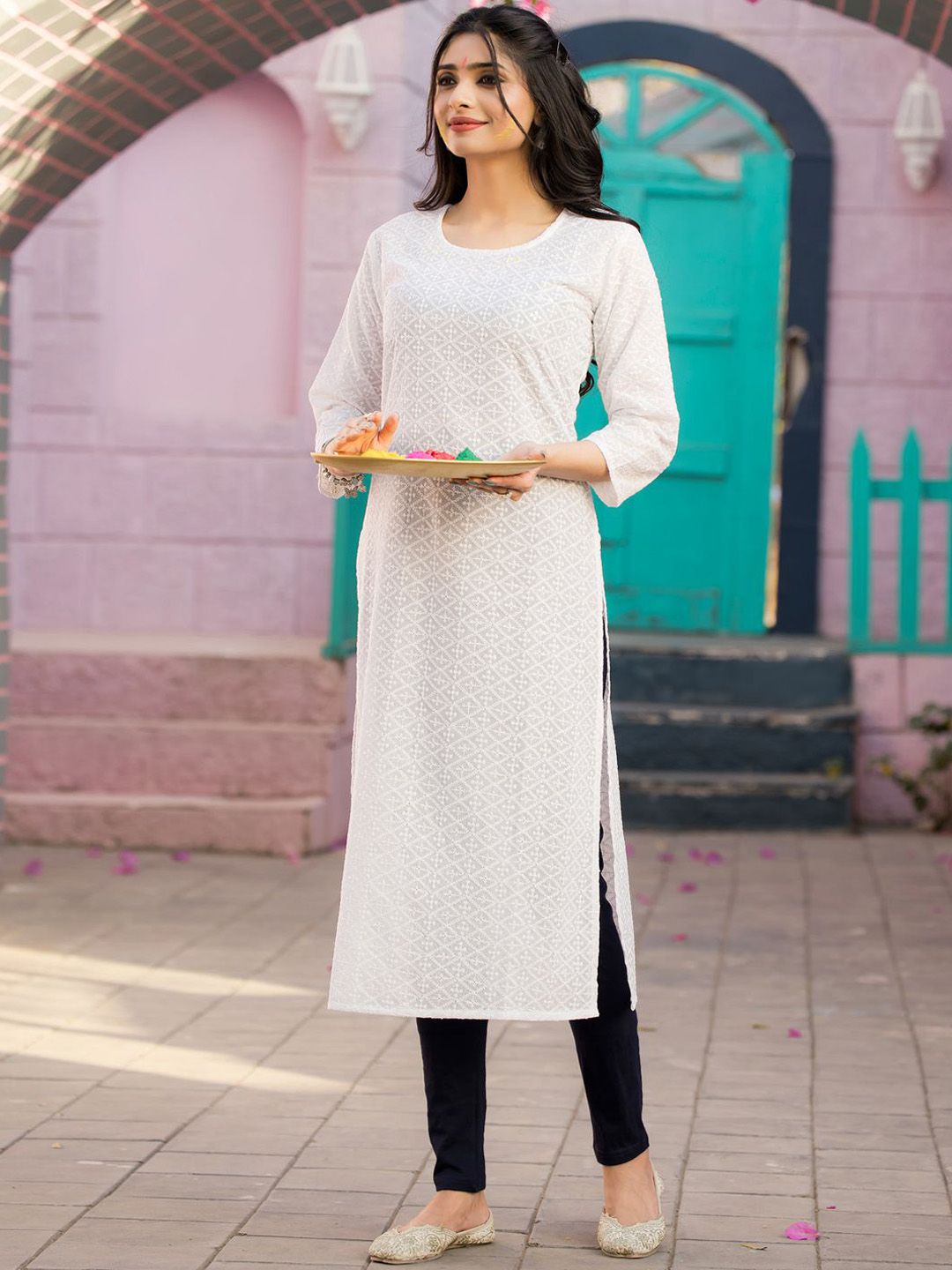 Dhiyona IE Women Geometric Embroidered Sequinned Kurta