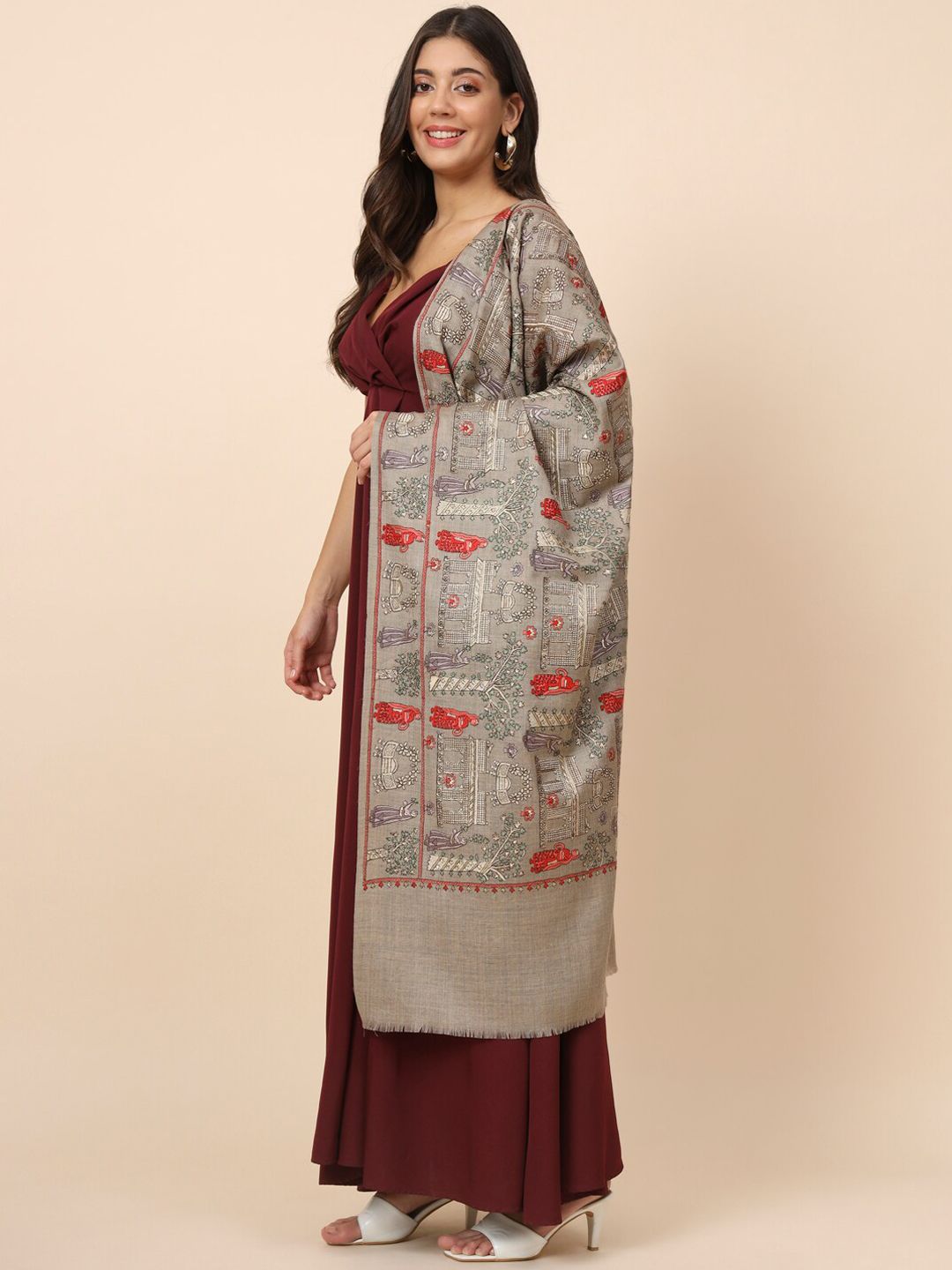 Dhiyona PA Ethnic Motifs Embroidered Woolen Shawl