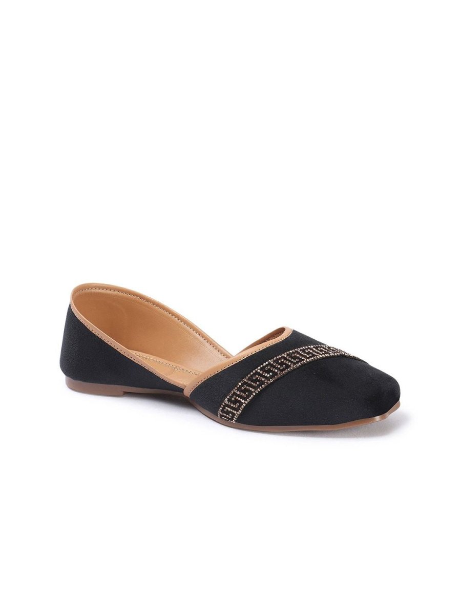 Dhiyona AK Black Embellished Round Toe Mojaris