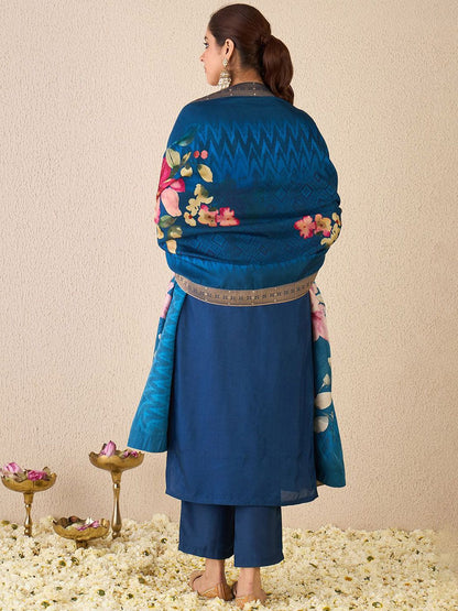 Women Ethnic Motifs Embroidered Regular Kurta with Trousers & With Dupatta