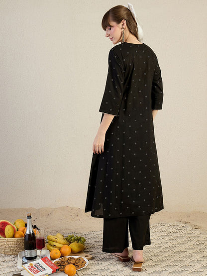Dhiyona IE Women Embroidered Thread Work Pure Cotton Kurta with Trousers