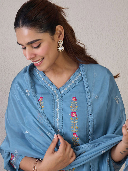 Dhiyona IE Floral Embroidered V-Neck Thread Work Straight Kurta & Trousers & Dupatta