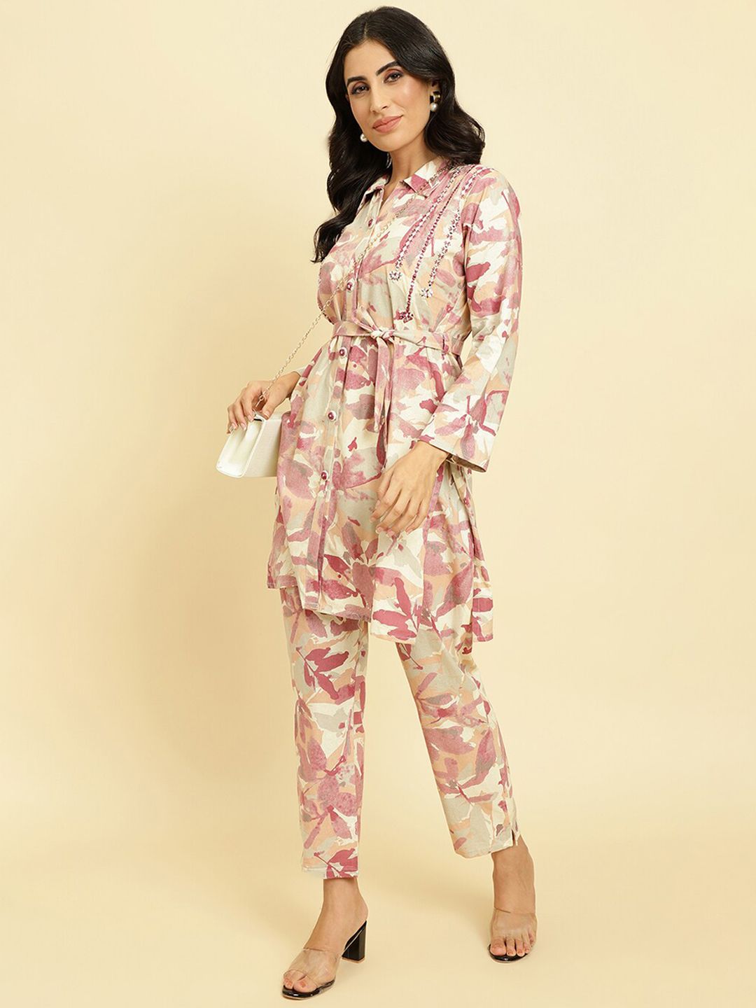 Dhiyona VA Women'sFloral Printed Kurti With Trousers