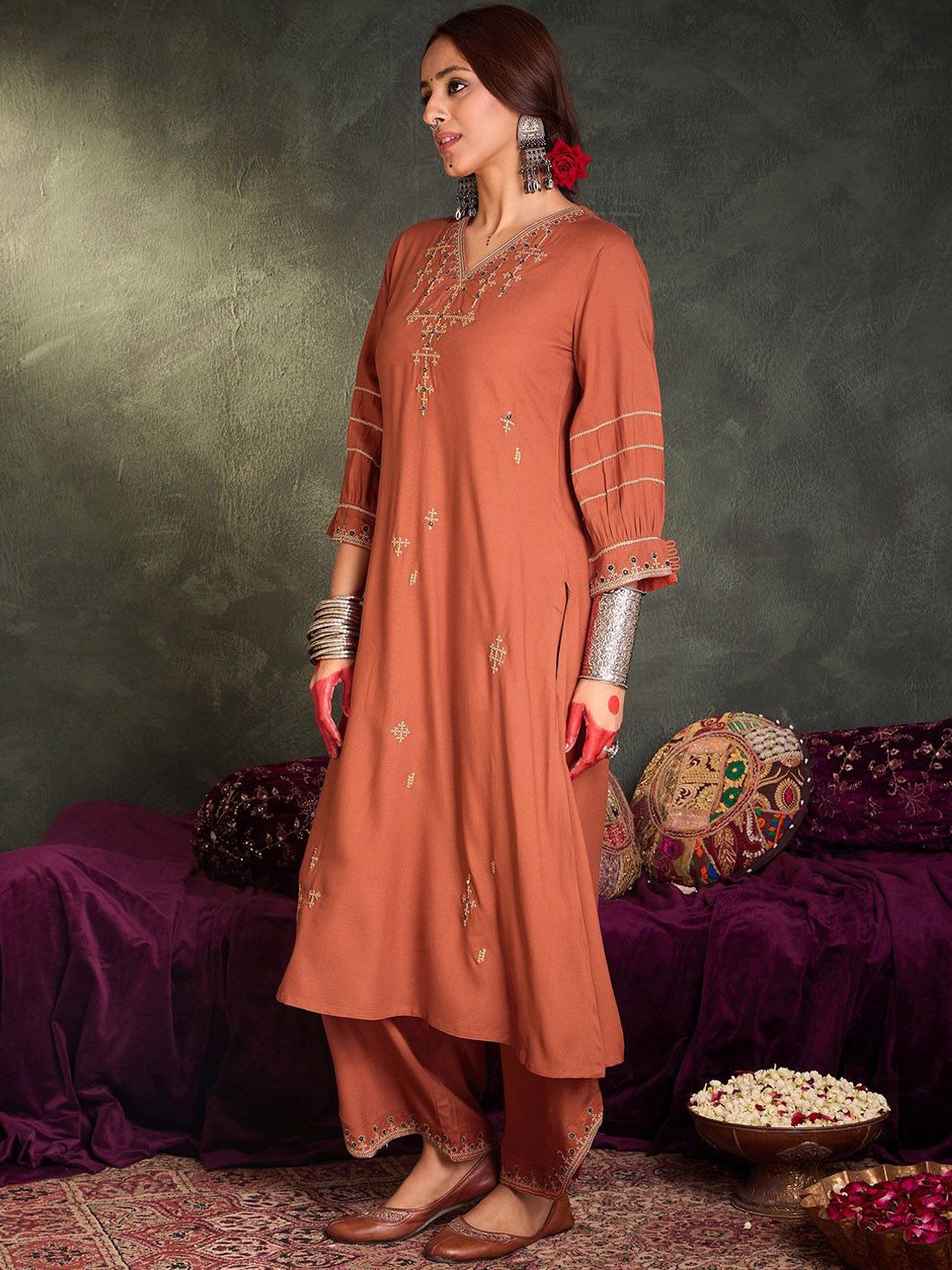 Floral Yoke Design V-Neck Thread Work A-Line Kurta With Palazzos