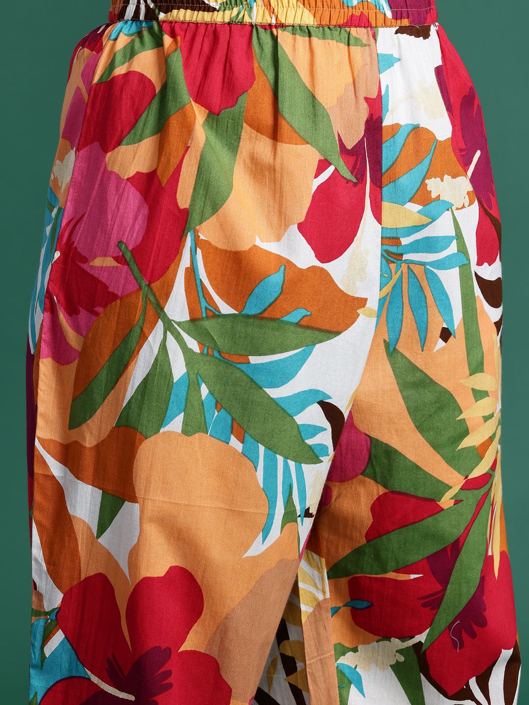 Dhiyona IE Plus Size Floral Printed Pure Cotton Kurta with Trousers