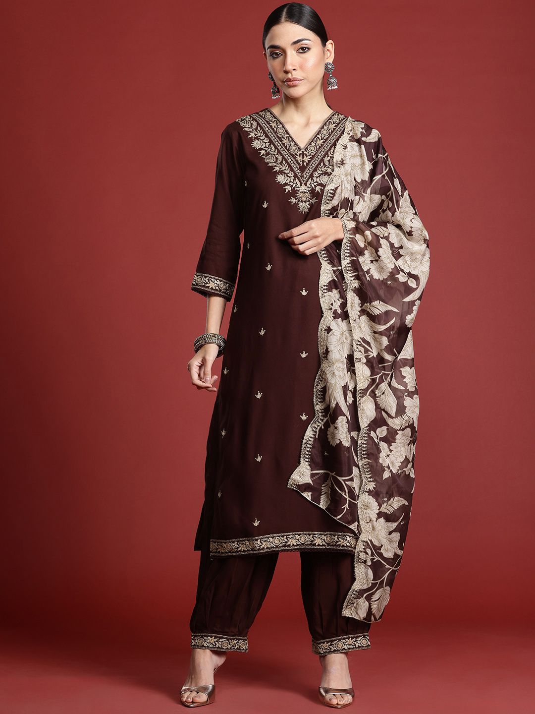 Dhiyona IE Ethnic Motifs Embroidered Thread Work Kurta with Salwar & With Dupatta