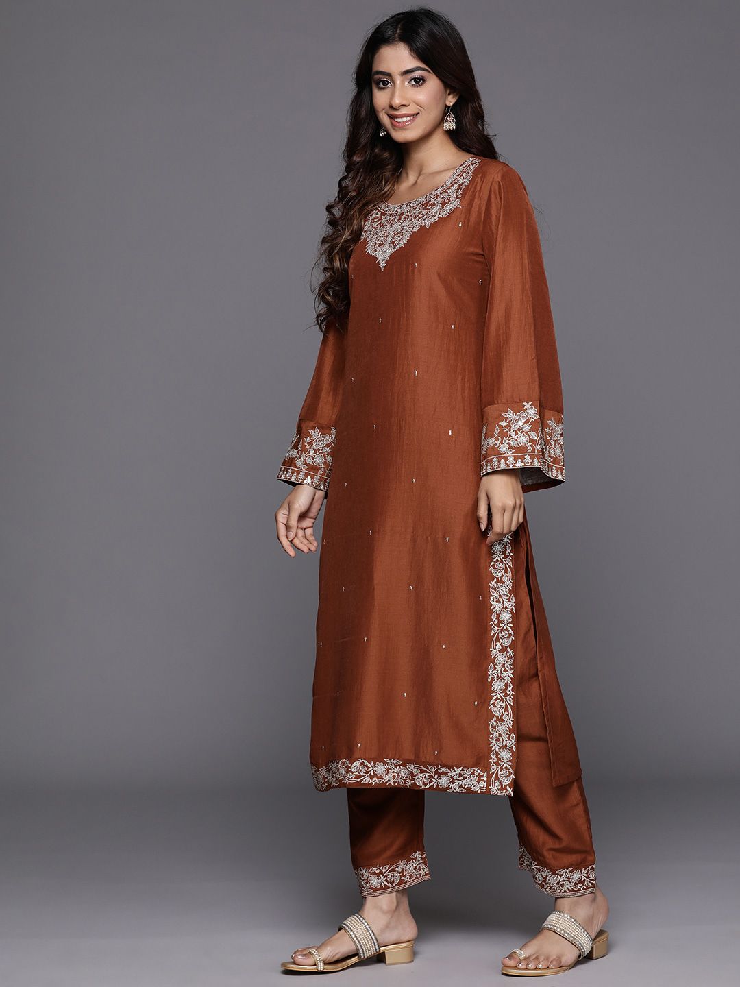 Dhiyona VA Women'sEthnic Motifs Zari Embroidered Kurta with Trousers & Dupatta