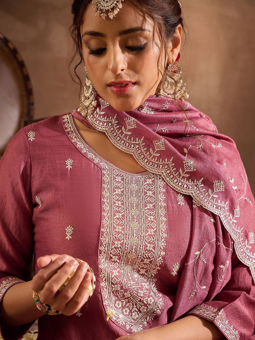 Floral Embroidered V-Neck Thread Work Straight Kurta With Trousers & Dupatta