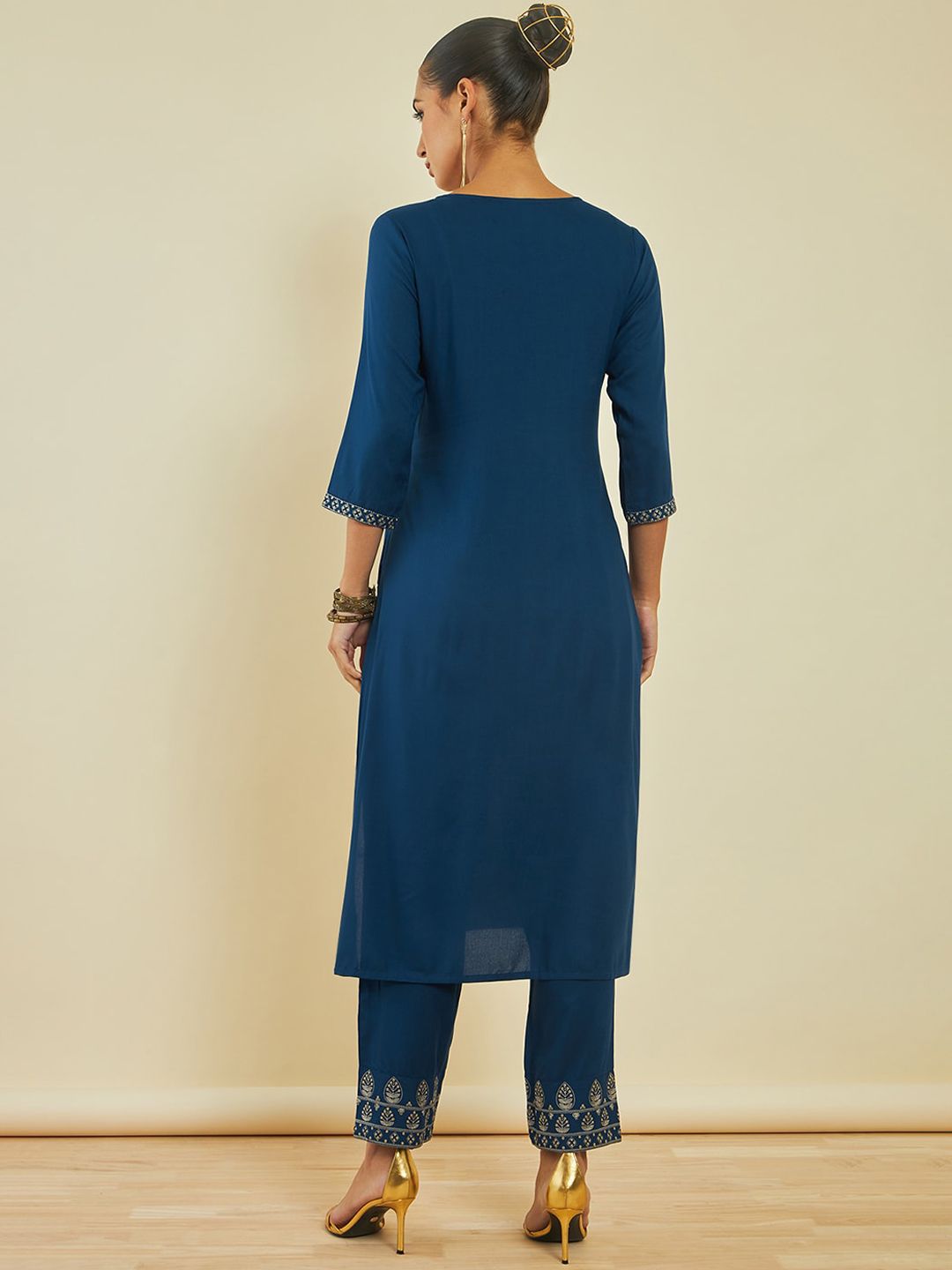 Dhiyona SO Women's Ethnic Motifs Embroidered Kurta with Trousers