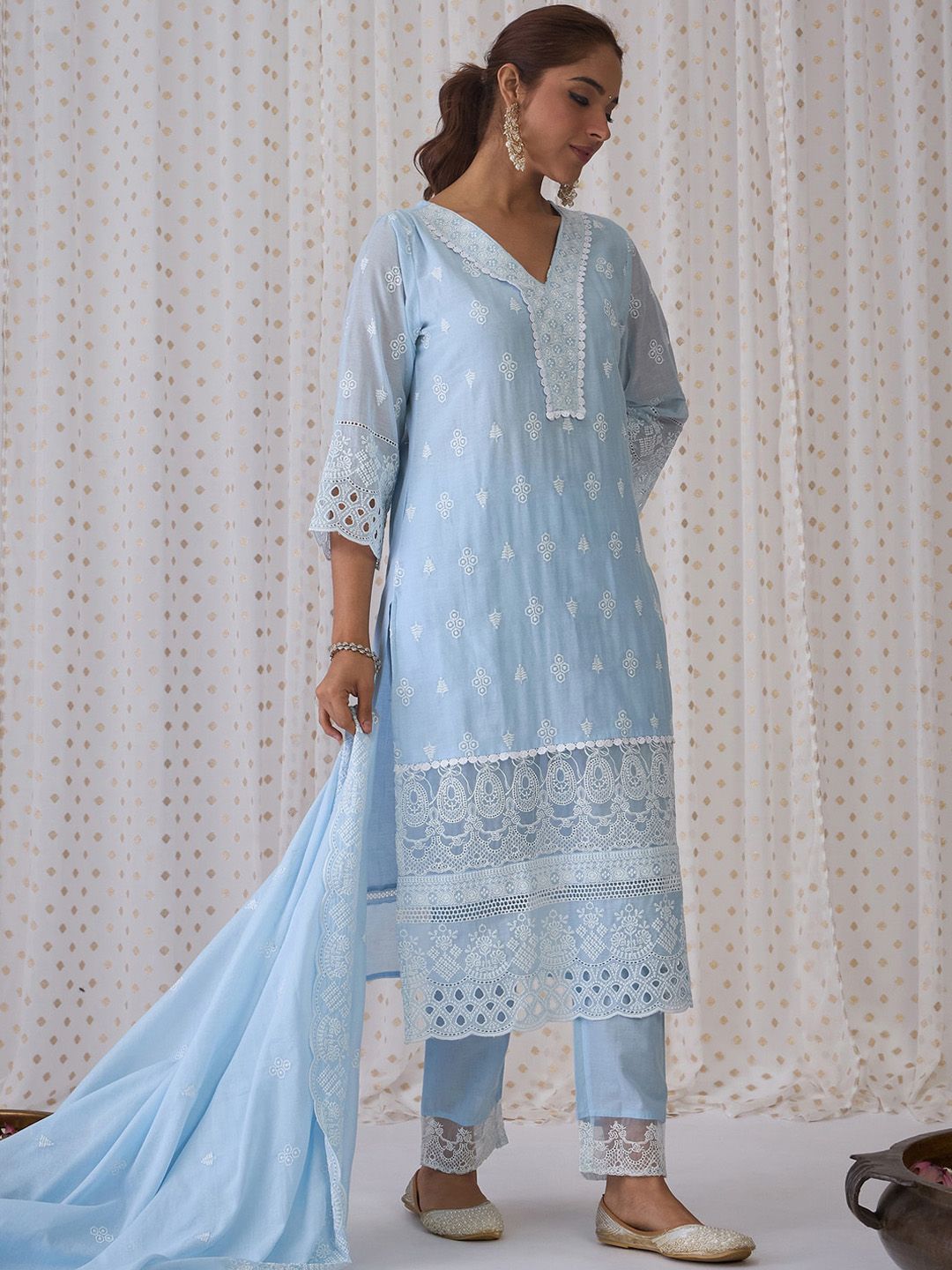 Dhiyona IE Ethnic Embroidered V-Neck Thread Work Pure Cotton Kurta with Trousers & Dupatta