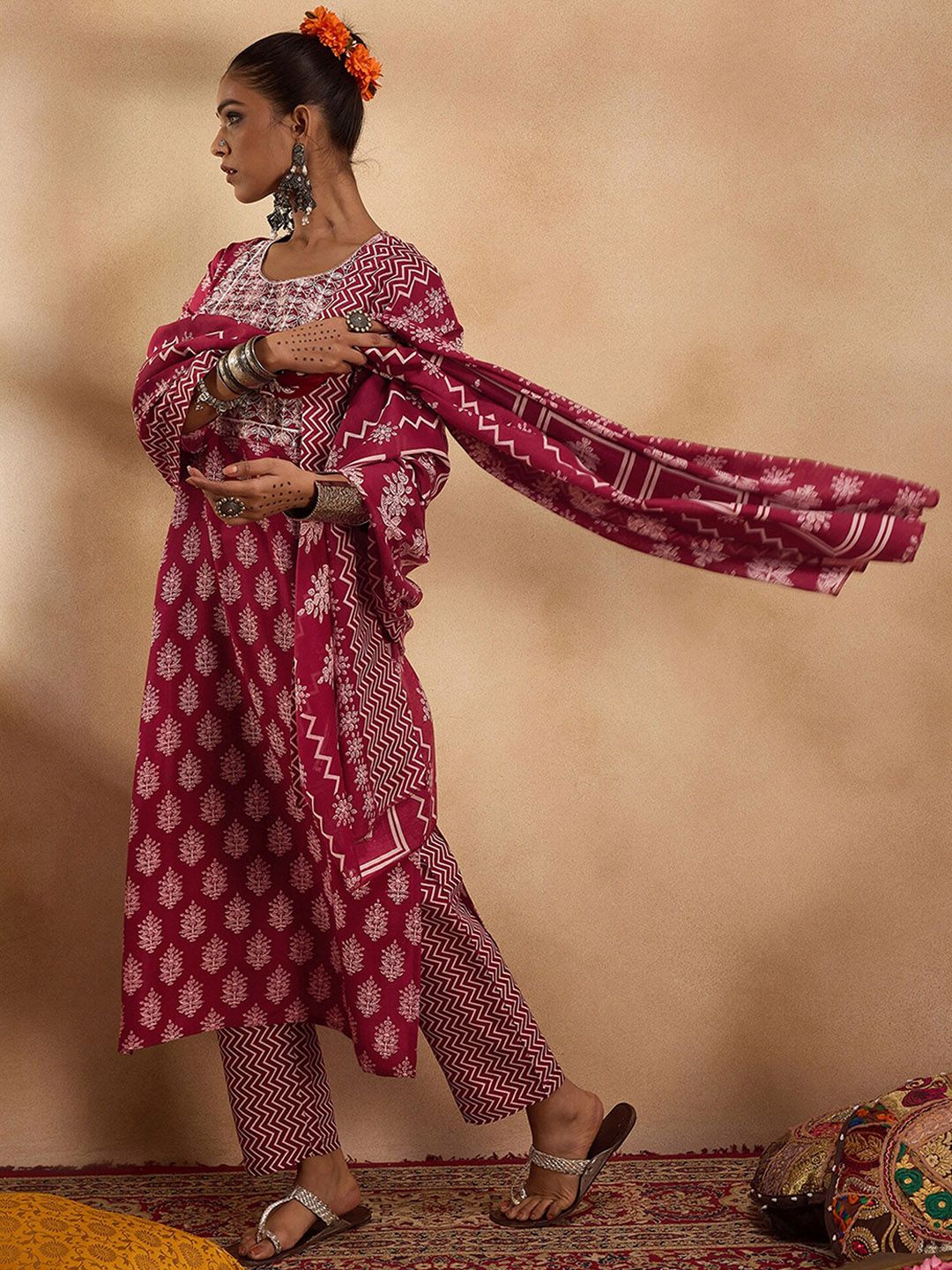 Dhiyona IE Ethnic Motifs Printed Pure Cotton Straight Kurta with Trousers & Dupatta