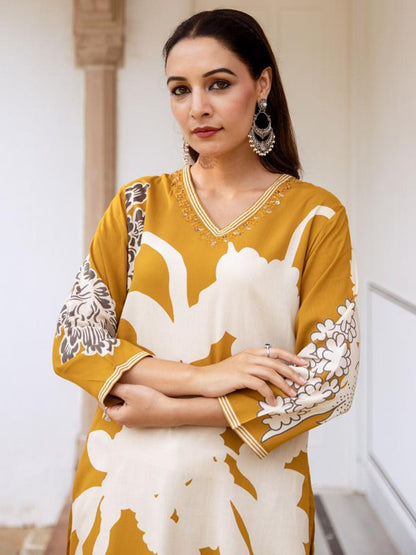 Dhiyona IE Floral Printed V-Neck A-Line Kurta With Salwar