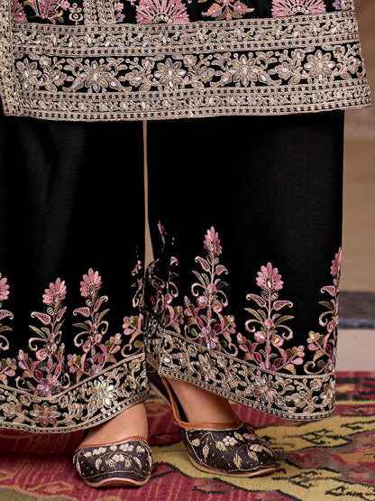 Motifs Embroidered Sweetheart Neck Zari Straight Kurta With Palazzos & Dupatta