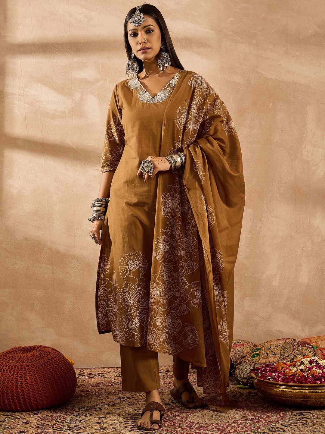 Dhiyona IE Women Floral Embroidered Regular Sequinned Pure Cotton Kurta with Trousers & With Dupatta